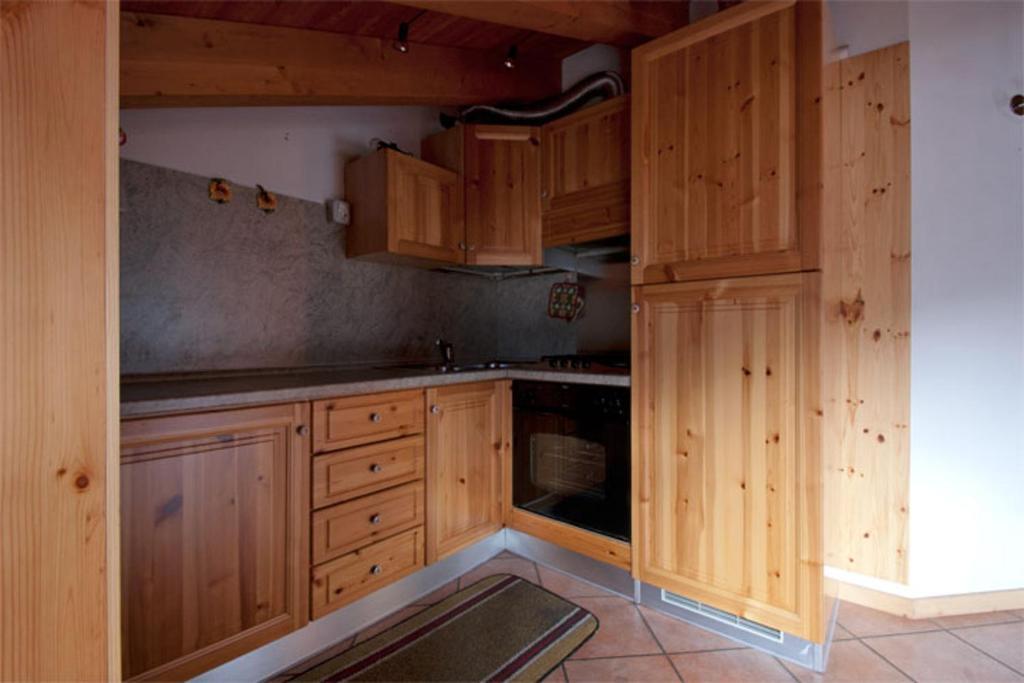 Residence Lord Byron Bormio Habitación foto